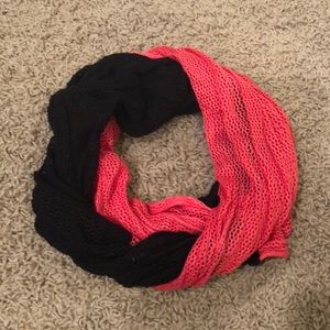 Maurice’s Scarf